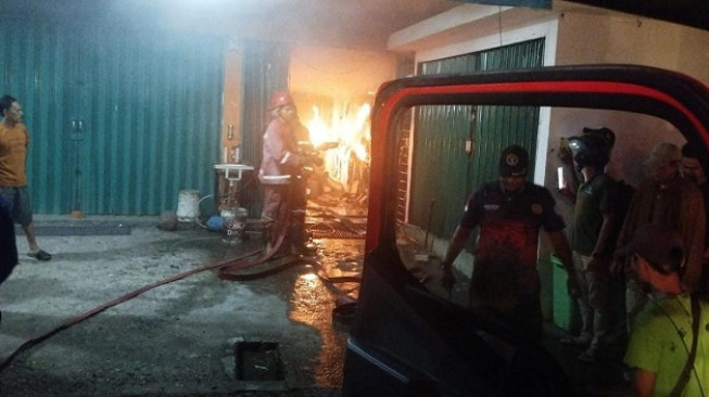 Ruko Usaha Laundry Terbakar, Pintu Terkunci Membuat Upaya Pemadaman Terhambat